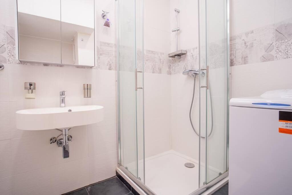 Sukromny Staromestsky Apartman V Uzasnej Lokalite/Cozy Old-Town Apartment In A Great Neighborhood Μπρατισλάβα Εξωτερικό φωτογραφία