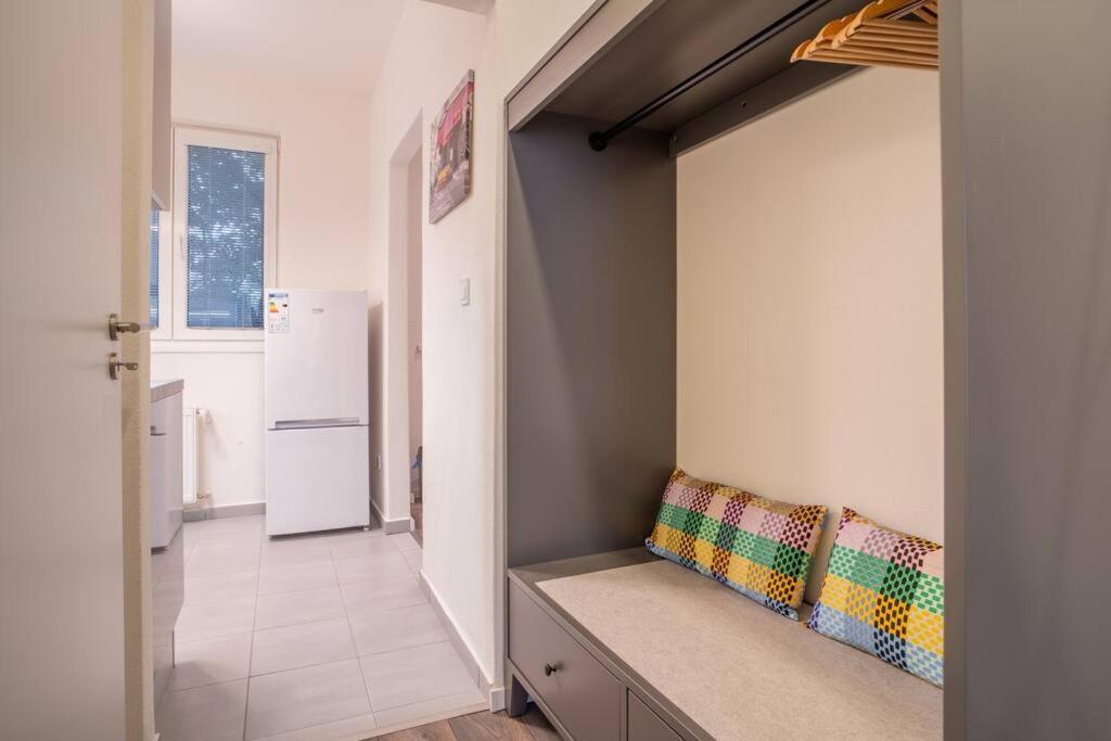 Sukromny Staromestsky Apartman V Uzasnej Lokalite/Cozy Old-Town Apartment In A Great Neighborhood Μπρατισλάβα Εξωτερικό φωτογραφία